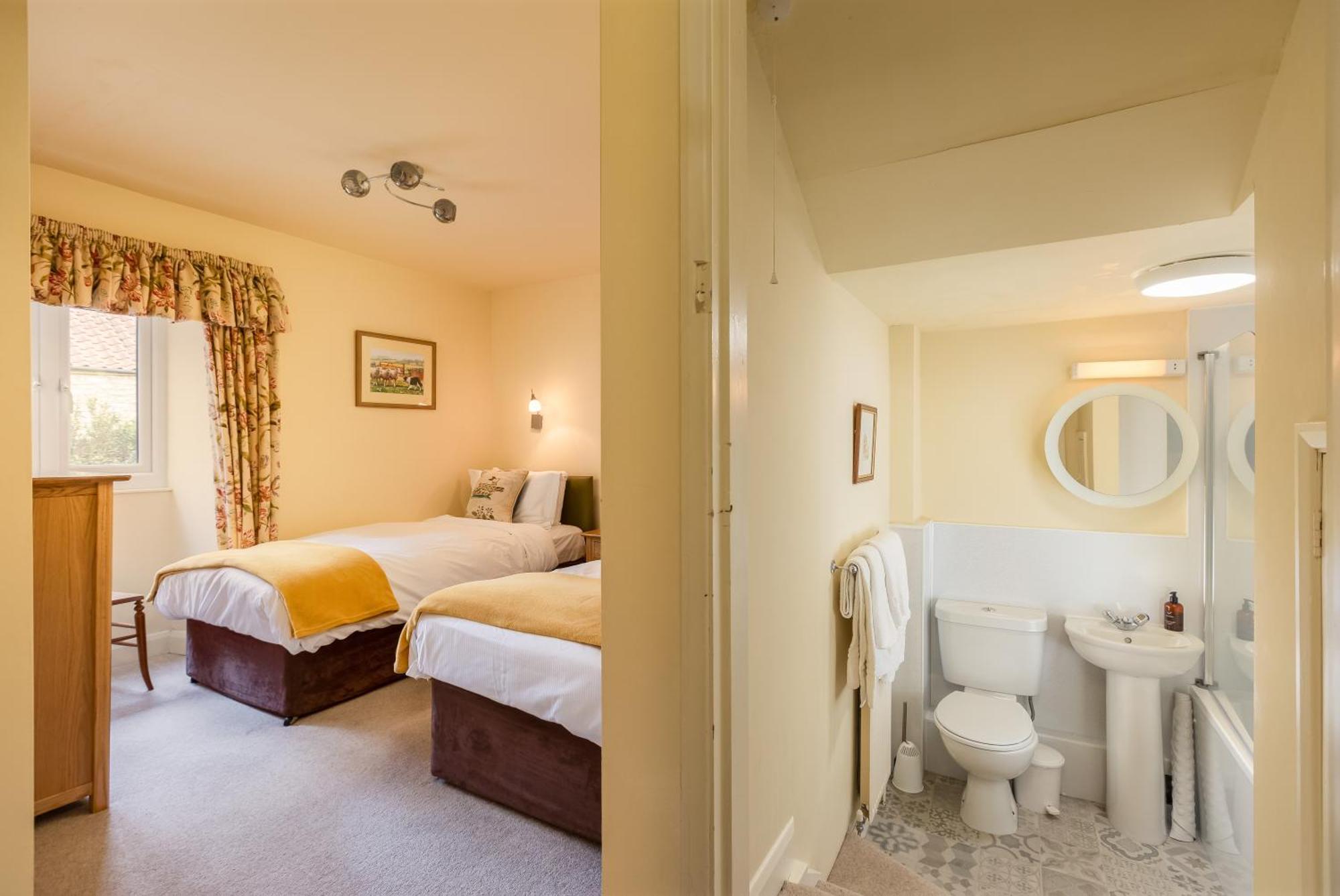 Valley View Farm Holiday Cottages 헴슬리 외부 사진