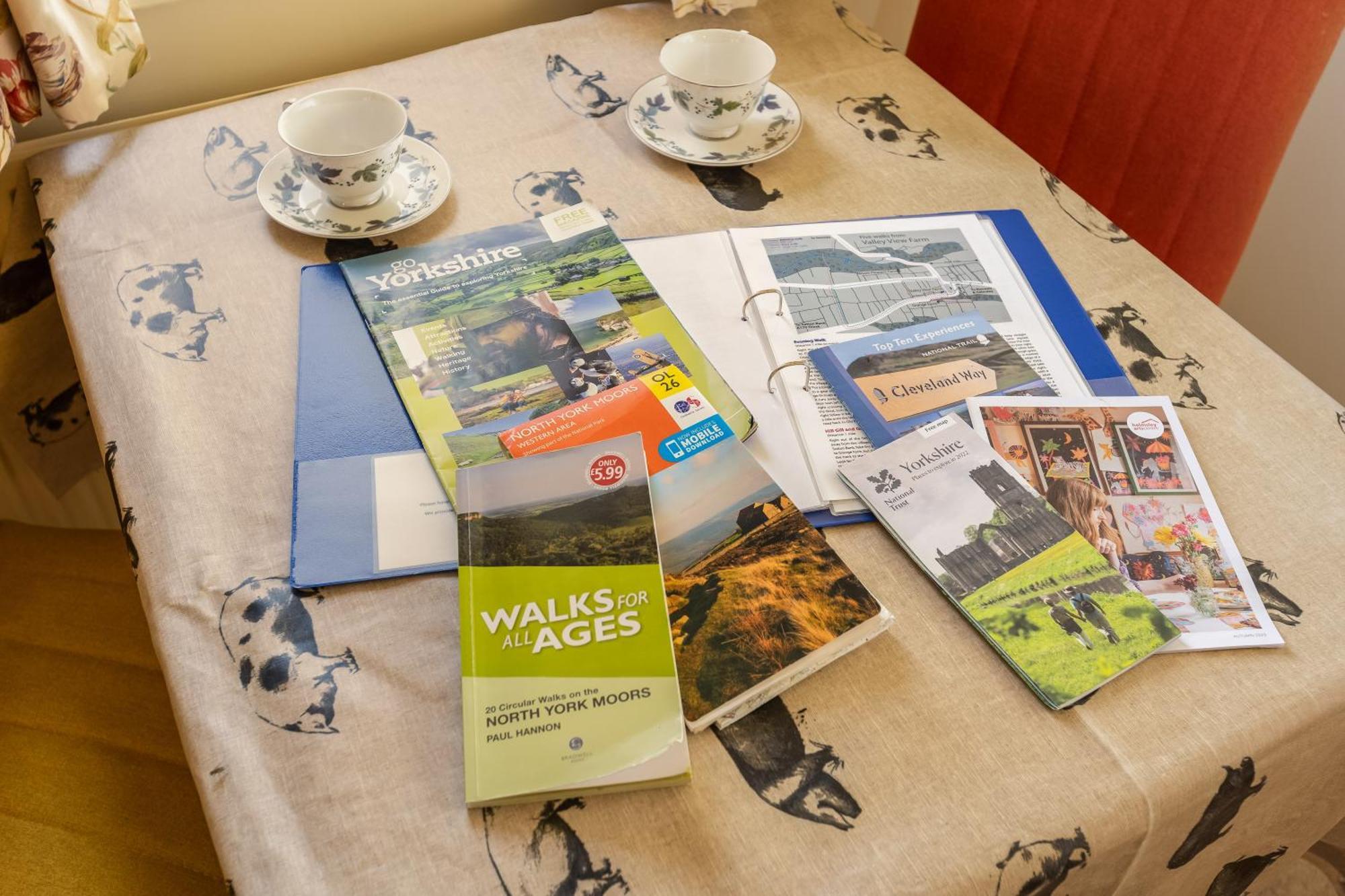 Valley View Farm Holiday Cottages 헴슬리 외부 사진
