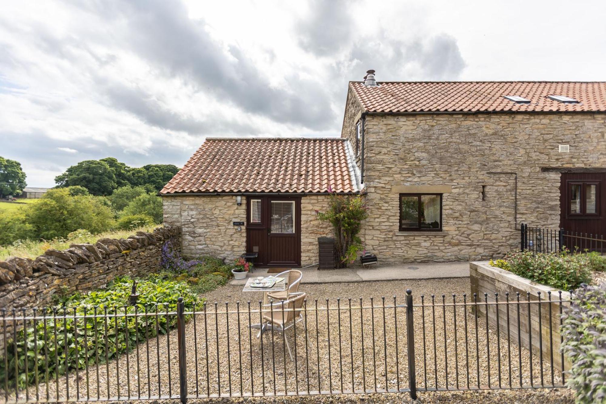 Valley View Farm Holiday Cottages 헴슬리 외부 사진